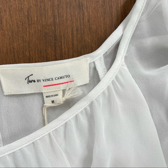 two by vince camuto new ivory star power top flutter studded sleeves. - Picture 7 of 11